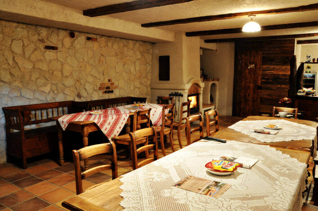 Hodovňa v penzióne Tokaj (24 ľudí) pohľad1